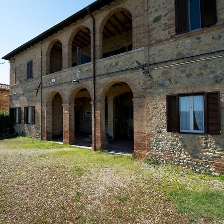 Casaletolfe Aparthotel 2*