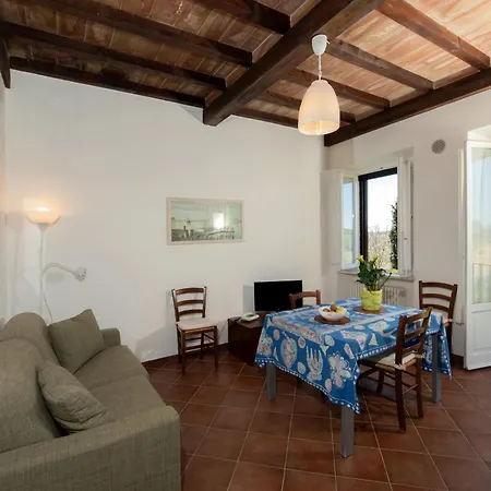 Casaletolfe Aparthotel 2*